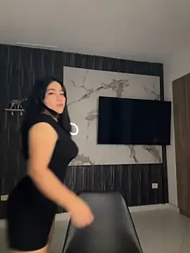 AnaillsHot – webcam model profile photo Image 10