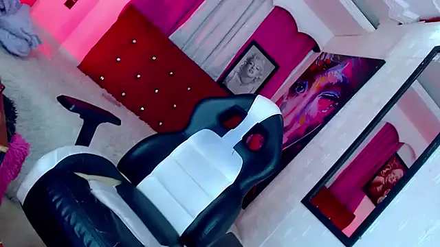 CaseyWalker21 – webcam model profile photo Image 11