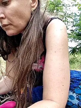 TwoTimes – webcam model profile photo Image 7