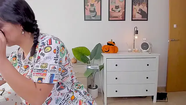 Hotbhabi305 – webcam model profile photo Image 19