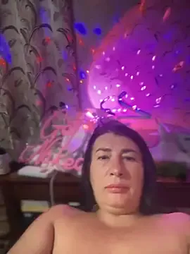 DariaDinkley – webcam model profile photo Image 6