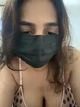 SiminFox18 – webcam model profile photo Image 10