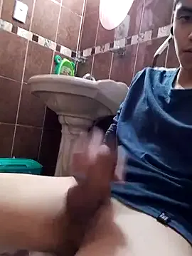 EllieCherry – webcam model profile photo Image 2