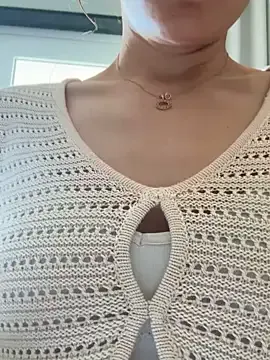 alana15 Image 5
