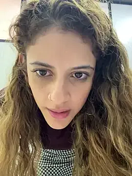 alana15 Image 7