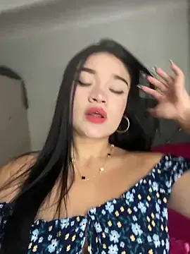 Alanasole – webcam model profile photo