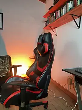 JadeHillss – webcam model profile photo Image 3