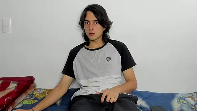 JadeHillss – webcam model profile photo Image 10