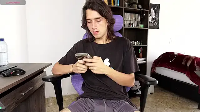 JadeHillss – webcam model profile photo Image 12