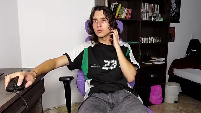 JadeHillss – webcam model profile photo Image 17