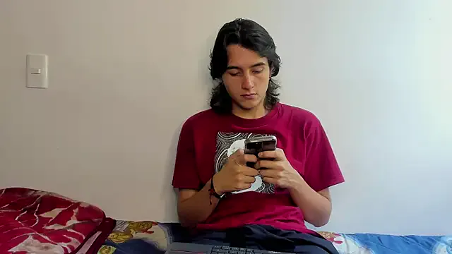 JadeHillss – webcam model profile photo Image 3