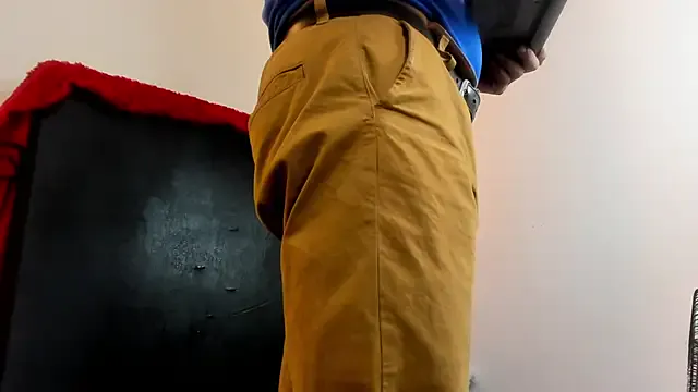 Liyanamee – webcam model profile photo Image 8