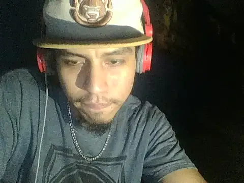 AlexAlejandro13 Image 5