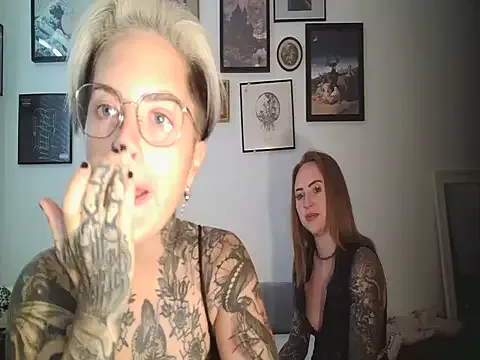 CintiaHolms – webcam model profile photo Image 5