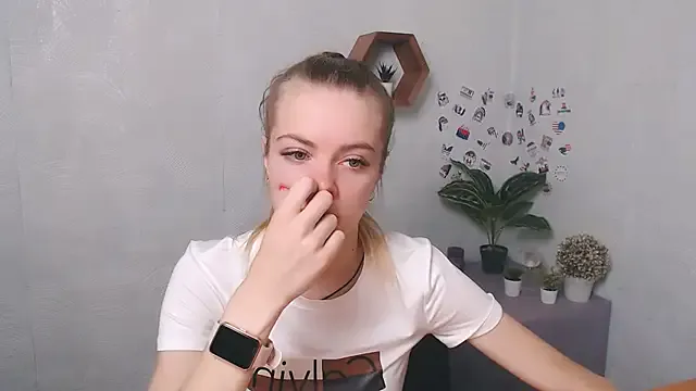 Bibabyblueeyes – webcam model profile photo Image 12