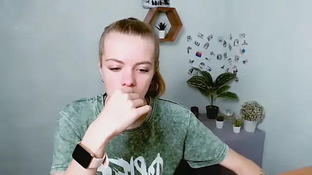 Bibabyblueeyes – webcam model profile photo Image 17