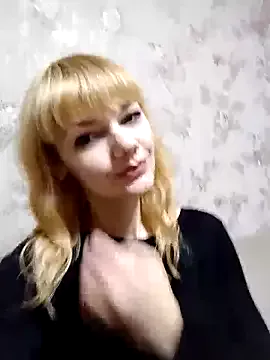 LiaRussel – webcam model profile photo Image 3