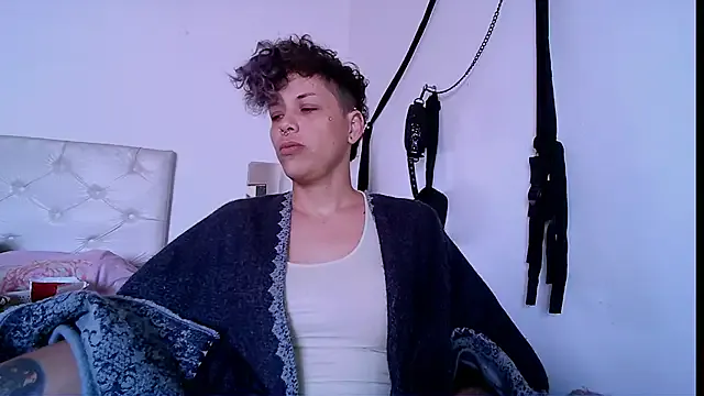 BendyBellaxx – webcam model profile photo Image 10