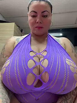 alicia_squirt_big Image 12
