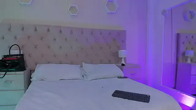 ArinaBelly – webcam model profile photo Image 18