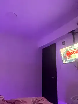 ArinaBelly – webcam model profile photo Image 2