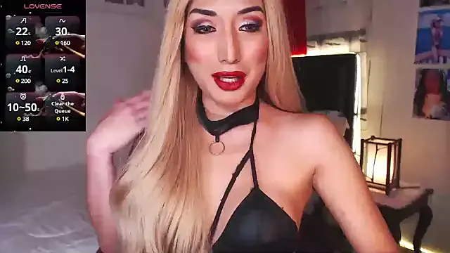 Alluring_Lordess Image 4