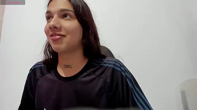 zhaomosheng125216 – webcam model profile photo Image 2