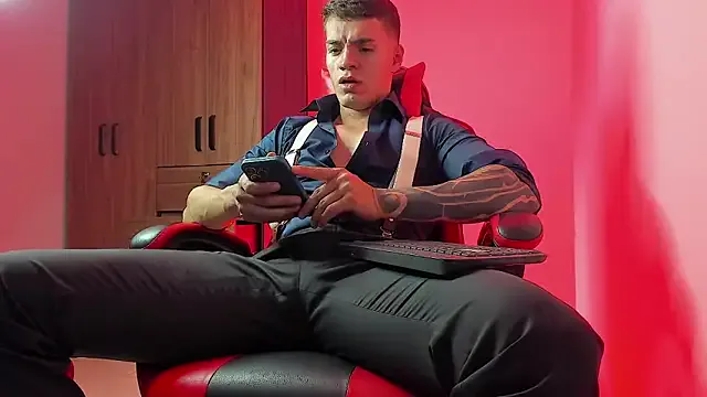 AmyRosi – webcam model profile photo Image 5