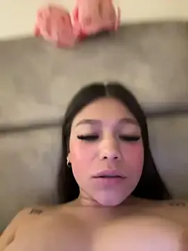 Alyshanon18 Image 17