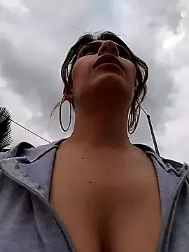 puccigucci – webcam model profile photo Image 2