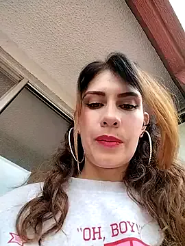 puccigucci – webcam model profile photo Image 6