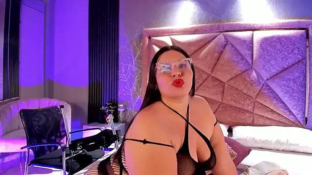 ZaraKnox – webcam model profile photo Image 11