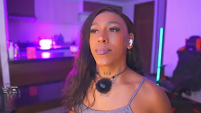 TalliaTravels – webcam model profile photo Image 18