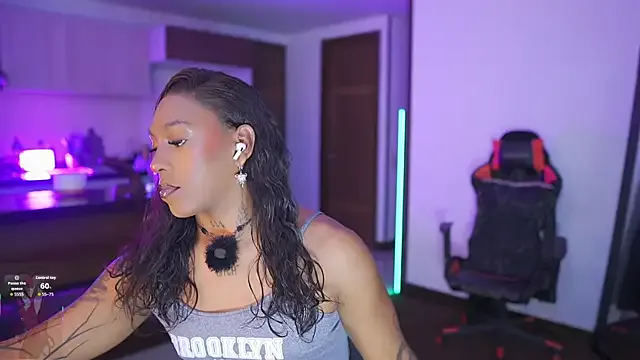 TalliaTravels – webcam model profile photo Image 19