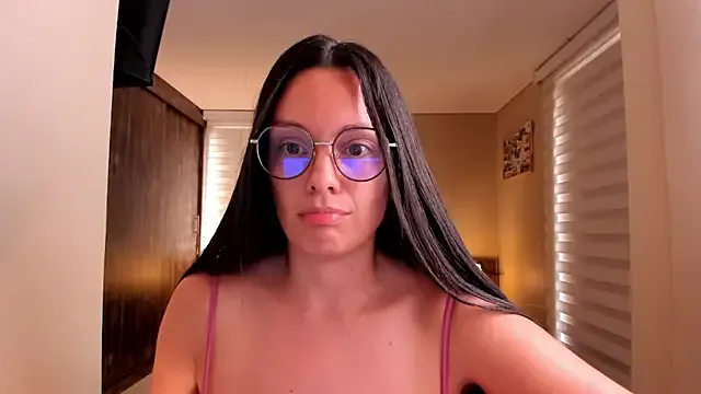 PrincessOPoison – webcam model profile photo Image 8