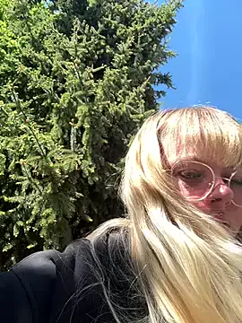KattyLogwof – webcam model profile photo Image 4