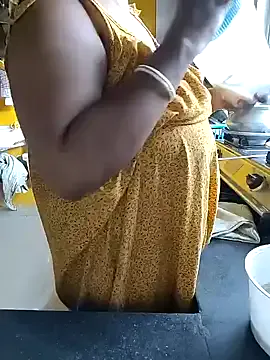 AuroraFlowers – webcam model profile photo Image 16