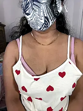 JP_Erotic_LIVE-Camera_ – webcam model profile photo Image 19