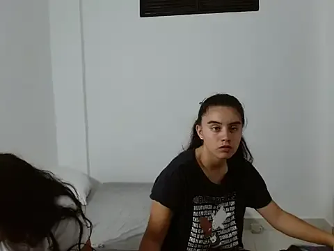 OctaviaFelicity – webcam model profile photo Image 4