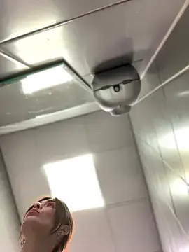 Dickandmuscle – webcam model profile photo Image 2