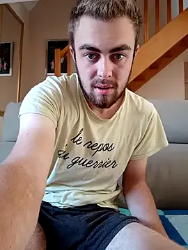 SaraVelour – webcam model profile photo Image 5