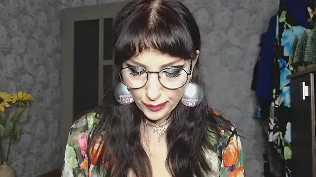 brendaliive – webcam model profile photo Image 8