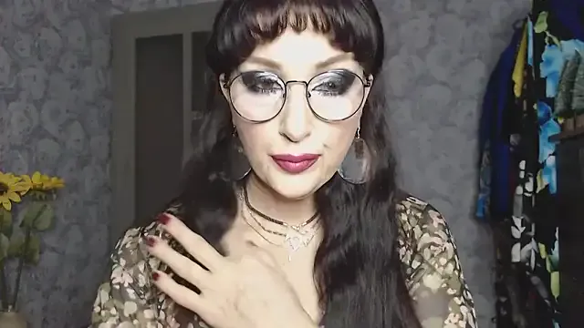 brendaliive – webcam model profile photo Image 9