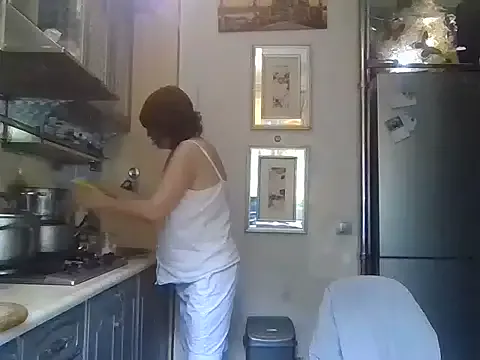 NatashaMooreXX – webcam model profile photo Image 14