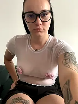 linxia_baby – webcam model profile photo Image 3