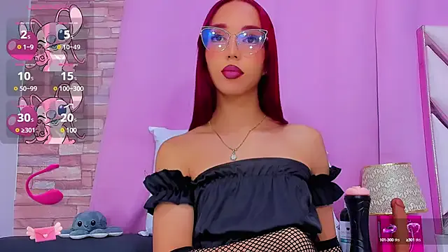 aliceass – webcam model profile photo Image 3