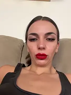 Yan_69 – webcam model profile photo Image 2