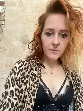 prettydiva32 – webcam model profile photo Image 2