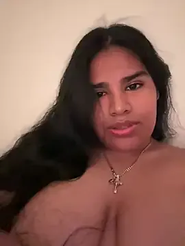 SexyMona – webcam model profile photo Image 2