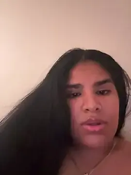 SexyMona – webcam model profile photo Image 6